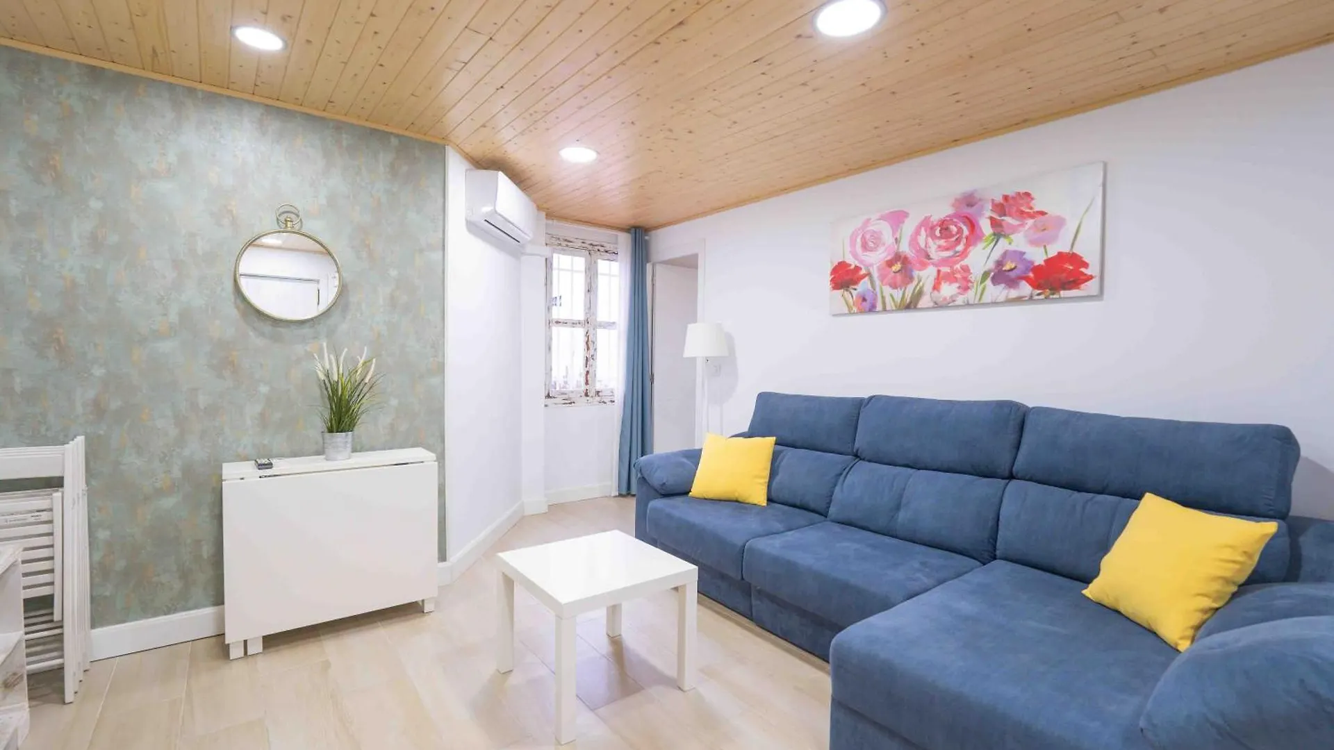 Apartamento En La Mejor Zona De Triana, Junto Al Puente Sevilla